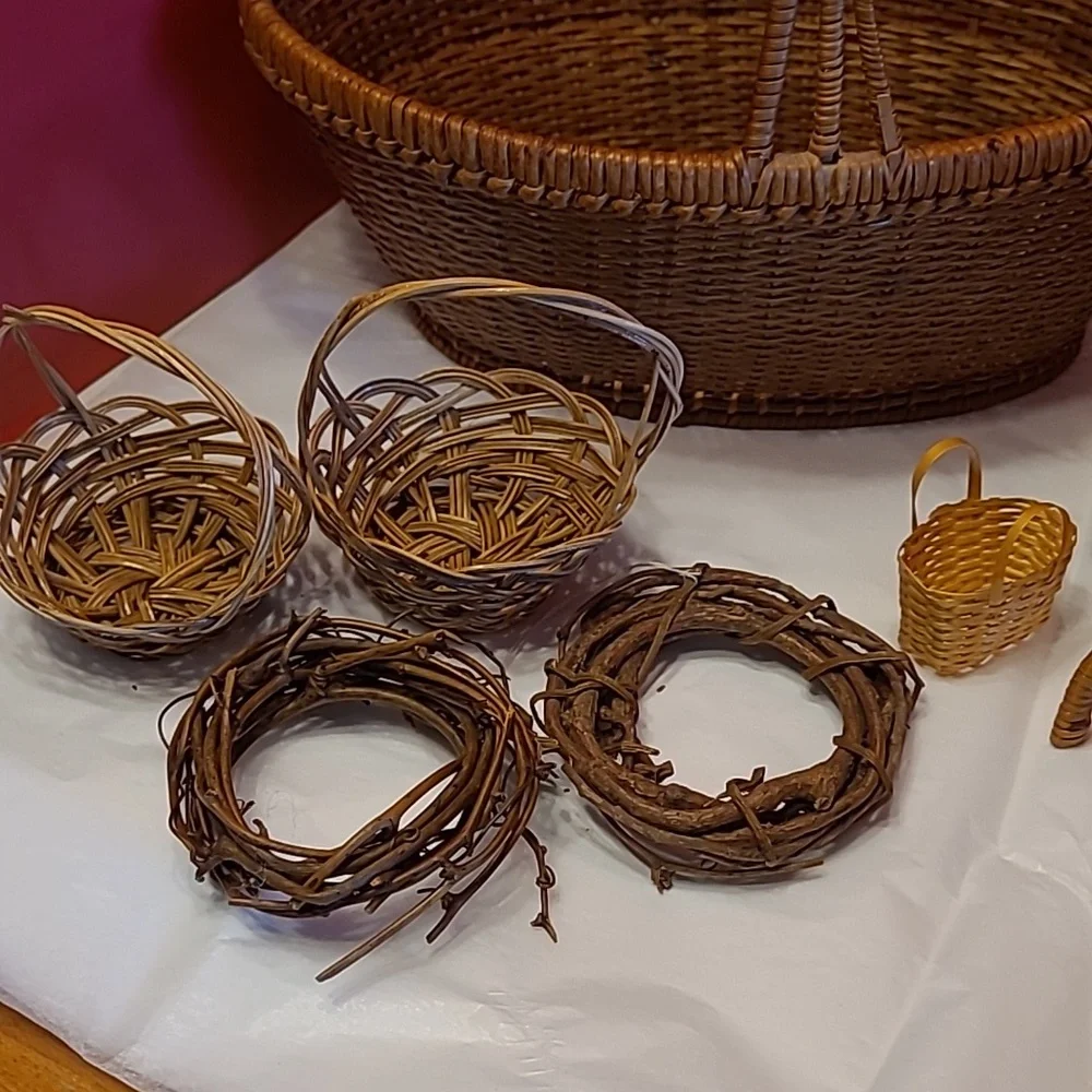 Handcrafted Wicker Basket Set - Brown - Picture 4 of 9